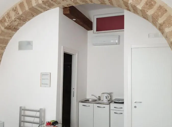 Garruba 101 Pensionat Bari