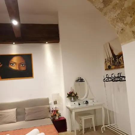 Garruba 101 Guest house *